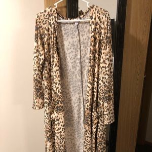 Lularoe leopard Sarah